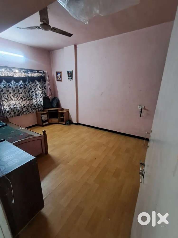Male Bachelor's vacancy (2) in 1 BHK furnished flat thumbnail 3