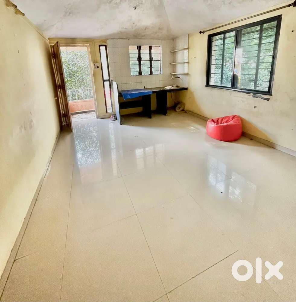 1 BHK - 1 Bathroom - 300 sqft Room with furniture to rent in a villa